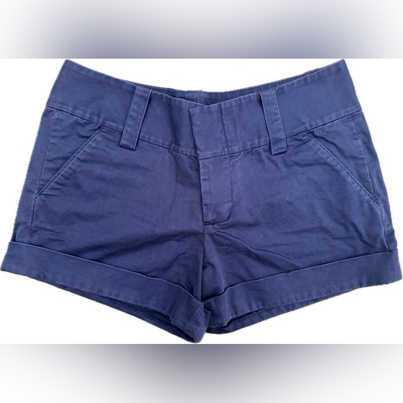 Alice + Olivia Bergdorf Goodman Navy Shorts - Picture 1 of 5